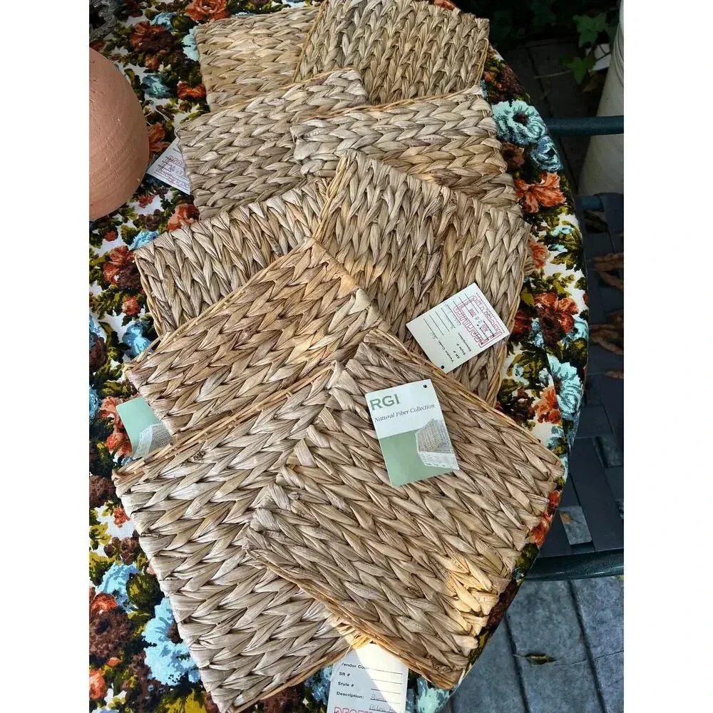 VNTG NWT OS Set of 9 Banana Leaf Woven Trivets, Hot Pads